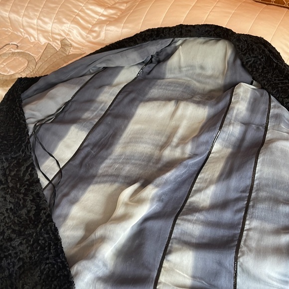 Fendi fur coat - Picture 3 of 5